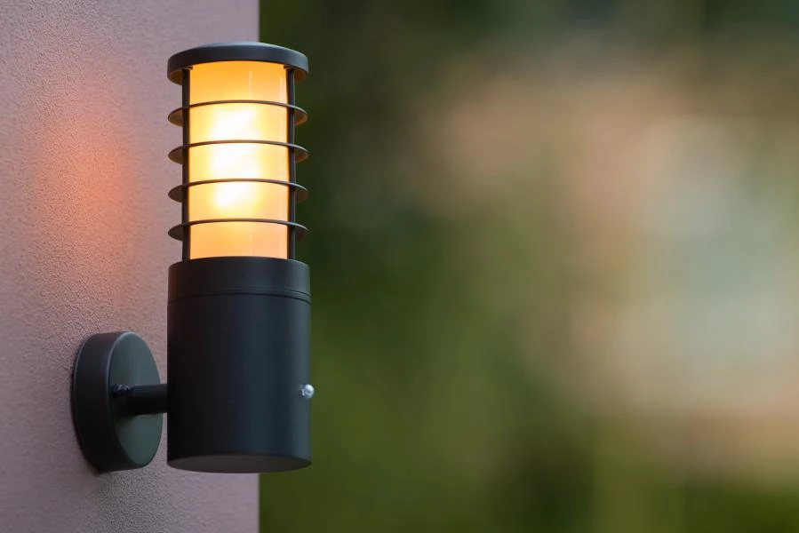 Lucide SOLID - Wandlamp Buiten - Ø 9 cm - 1xE27 - IP54 - Antraciet - sfeer 1